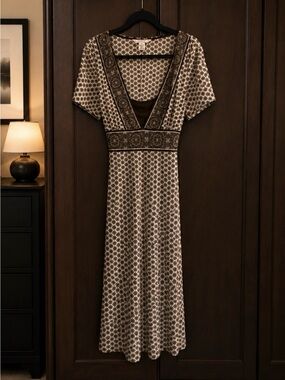 Aa Studio Brown & Cream Patterned V-Neck Maxi Dress
